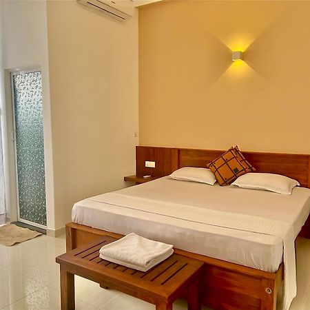 Easy Stay Канди Екстериор снимка
