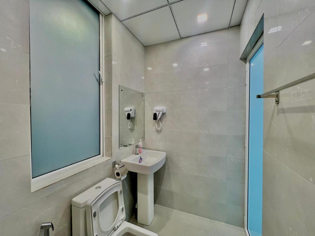 Easy Stay Канди Екстериор снимка