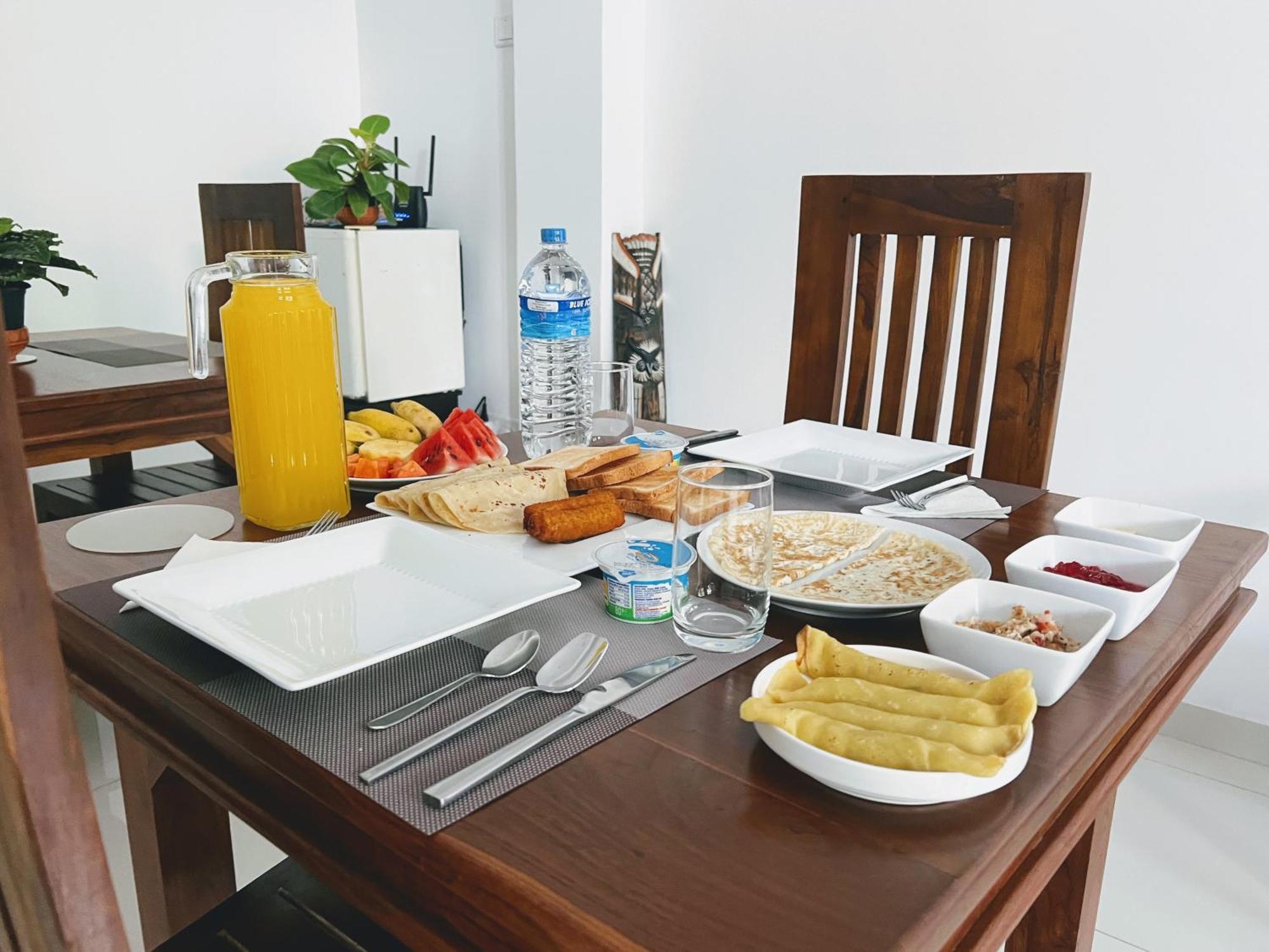 Easy Stay Канди Екстериор снимка
